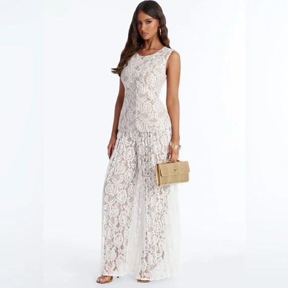 Lace Overlay Wide-Leg Pleated 2 Piece Set in White & nude - Picture 1 of 4